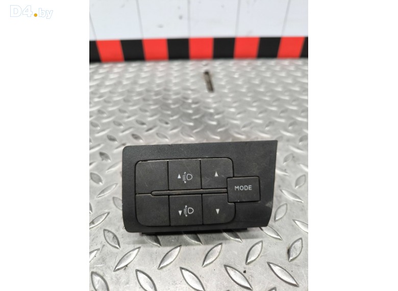 Кнопка (выключатель) к Peugeot Boxer undefined г.