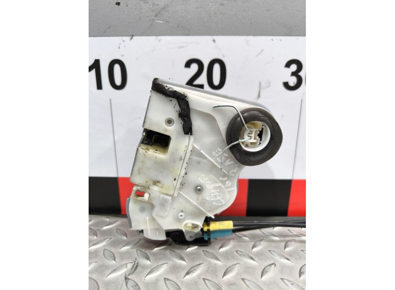 Замок двери задней левой к Замок двери задней левой к Suzuki Swift undefined г. Swift