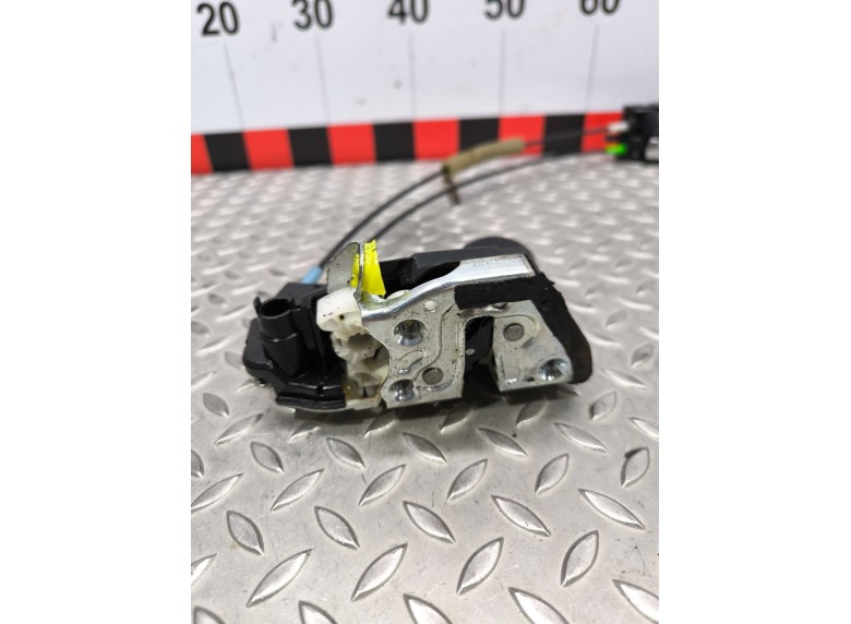 Замок двери задней левой к Замок двери задней левой к Suzuki Swift undefined г. Swift