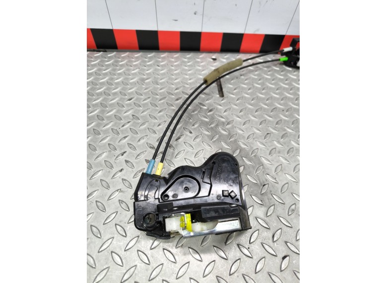 Замок двери задней левой к Замок двери задней левой к Suzuki Swift undefined г. Swift