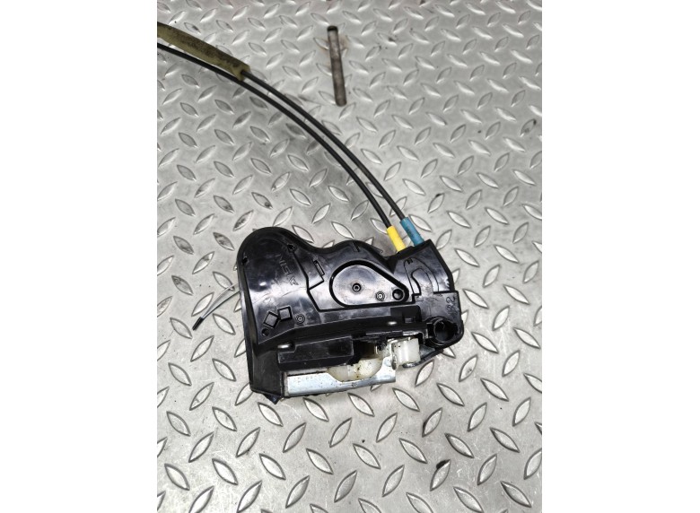 Замок двери задней правой к Замок двери задней правой к Suzuki Swift undefined г. Swift