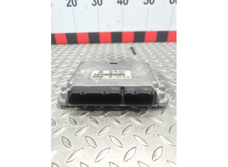 Блок управления двигателем к Volkswagen Passat, 1998г.