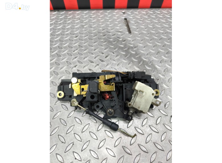 Активатор замка багажника к Audi A6 undefined г.