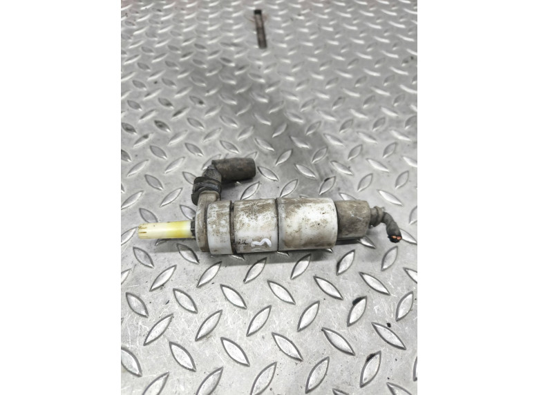 Насос (моторчик) омывателя фар к Mercedes C W203, 2003г.