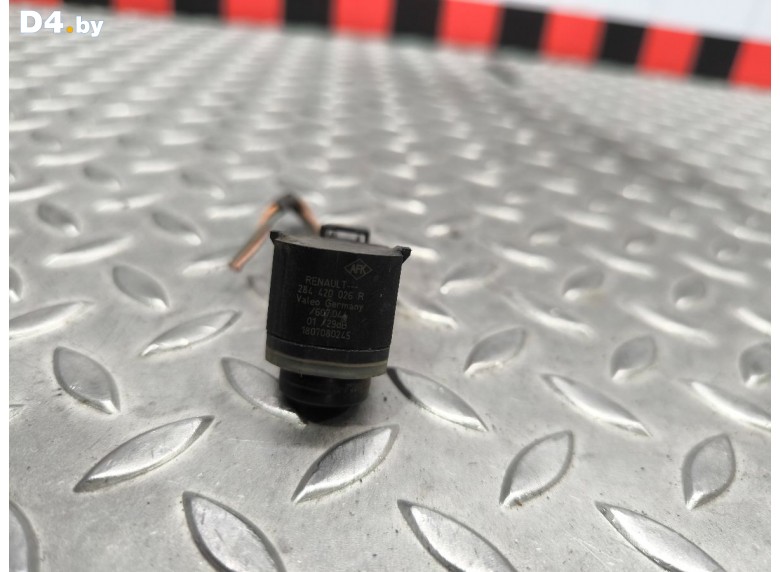 Датчик парктроника к Renault Kangoo undefined г.