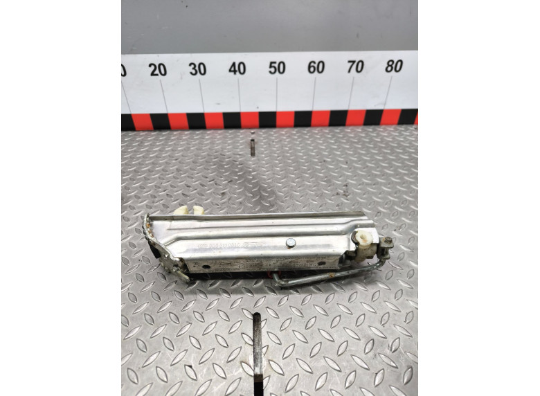 Домкрат к Audi A4, 2000г.