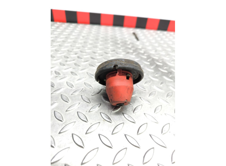 Пробка топливного бака к Volkswagen Transporter, 1997г.