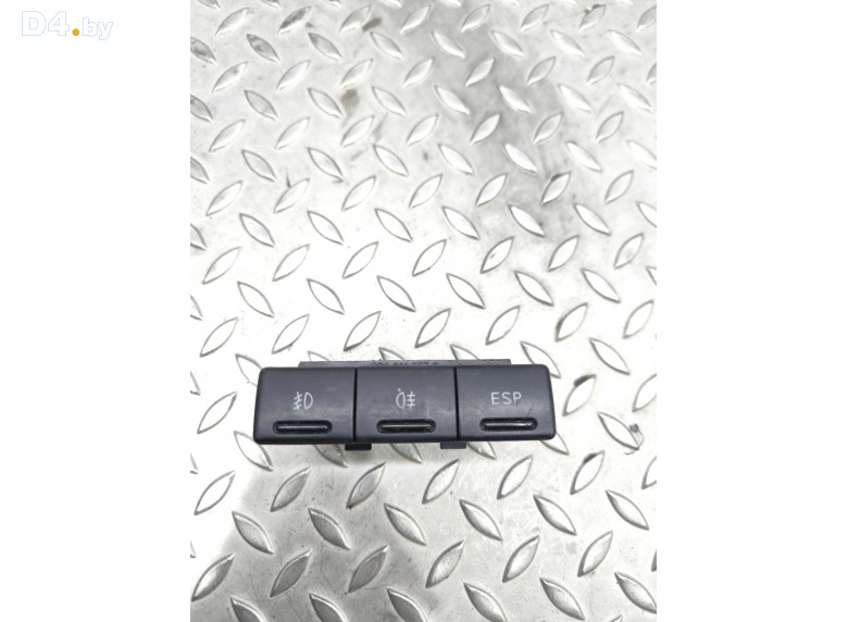 Блок кнопок к Audi A4 undefined г.