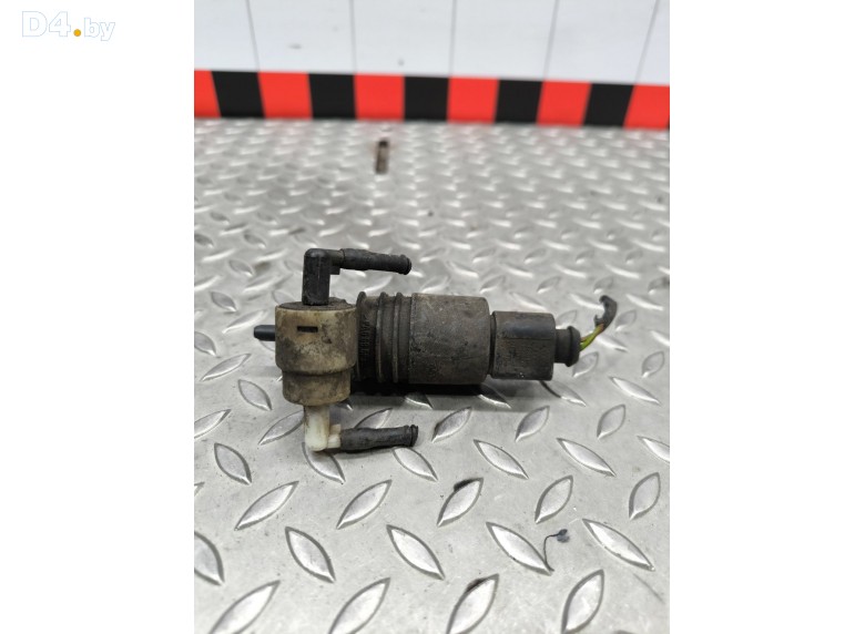 Насос (моторчик) омывателя стекла к Volkswagen Sharan undefined г.