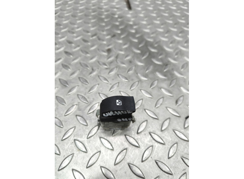 Кнопка стеклоподъемника переднего правого к Renault Scenic, 2006г.