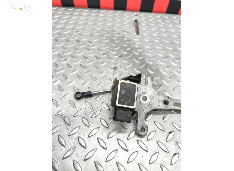 Датчик положения кузова к Volvo V50 undefined г.