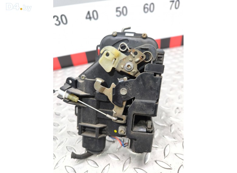 Замок двери передней правой к Audi A6 undefined г.