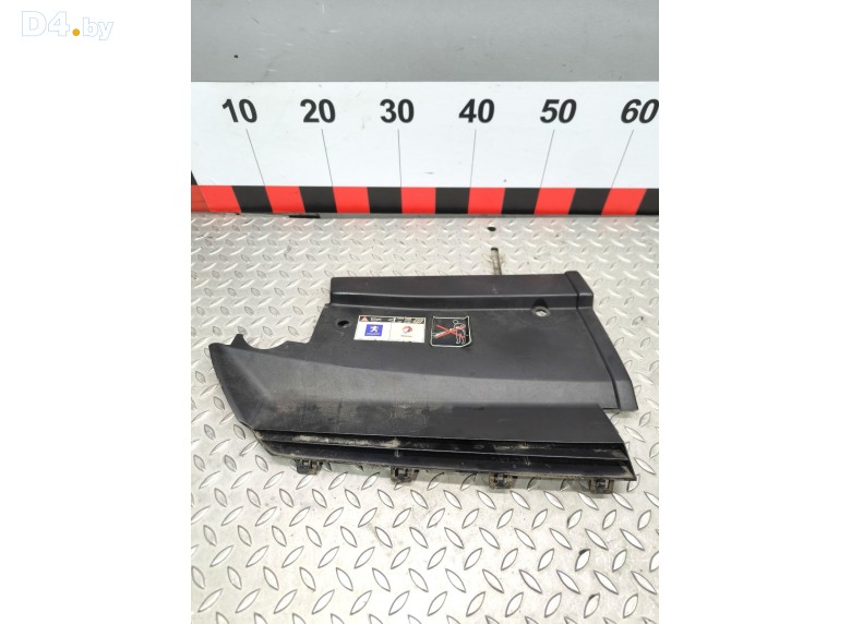 Накладка замка капота к Peugeot 607 undefined г.