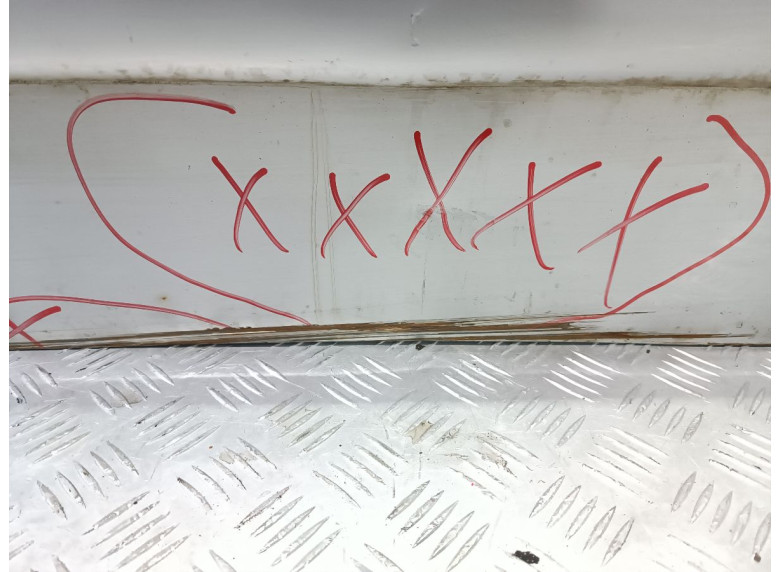 Дверь сдвижная правая к Mercedes Vito W638, 2000г.