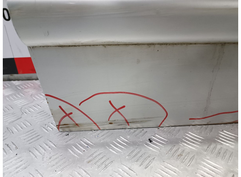 Дверь сдвижная правая к Mercedes Vito W638, 2000г.