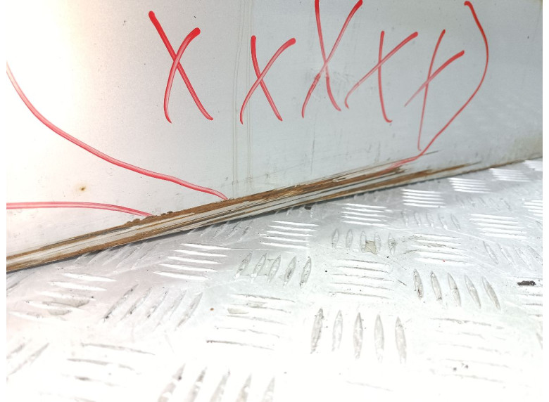 Дверь сдвижная правая к Mercedes Vito W638, 2000г.