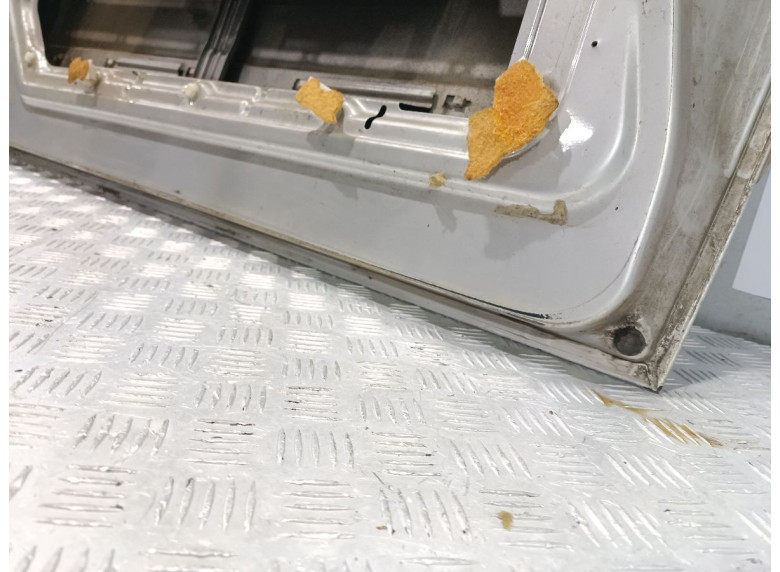 Дверь сдвижная правая к Mercedes Vito W638, 2000г.