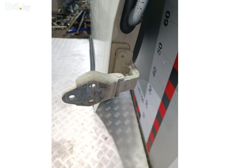 Петля двери передней правой к Iveco Daily undefined г.