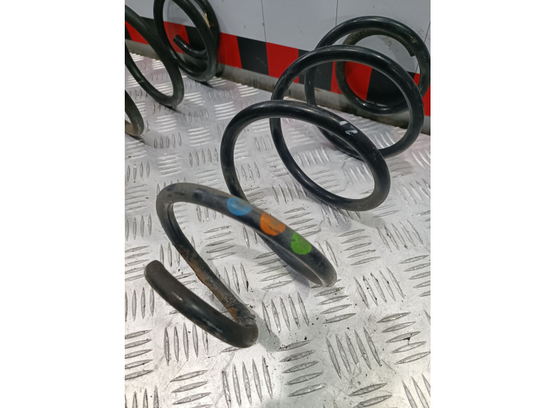 Пружина передняя к Volkswagen Golf, 2006г.