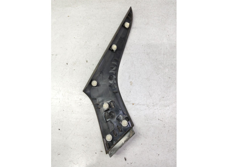 Накладка декоративная к Suzuki Swift, 2016г.