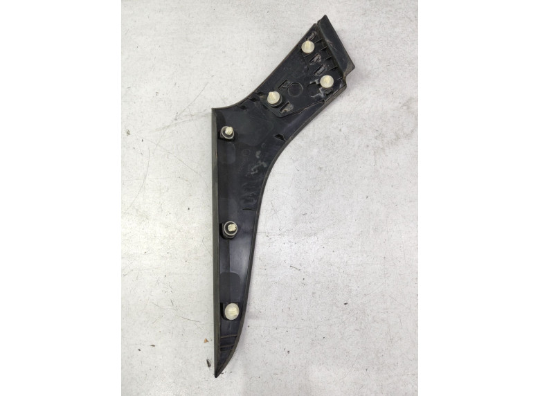 Накладка декоративная к Suzuki Swift, 2016г.