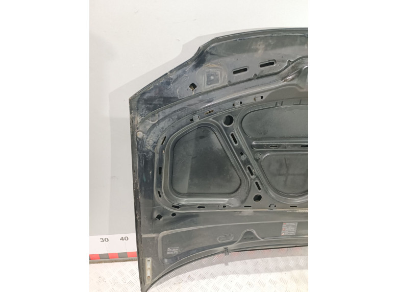 Капот к Volkswagen Passat, 2002г.