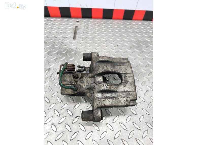 Суппорт задний правый к Renault Laguna undefined г.