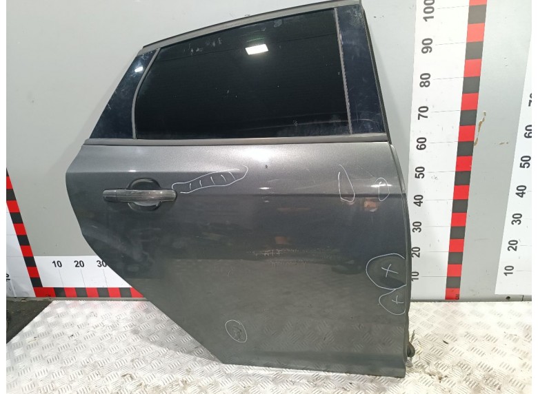 Дверь задняя правая к Дверь задняя правая к Ford Focus undefined г. Focus