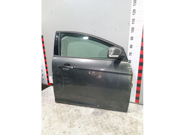 Дверь передняя правая к Ford Focus