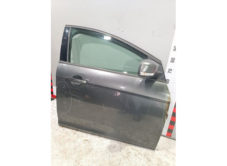 Дверь передняя правая к Дверь передняя правая к Ford Focus undefined г. Focus