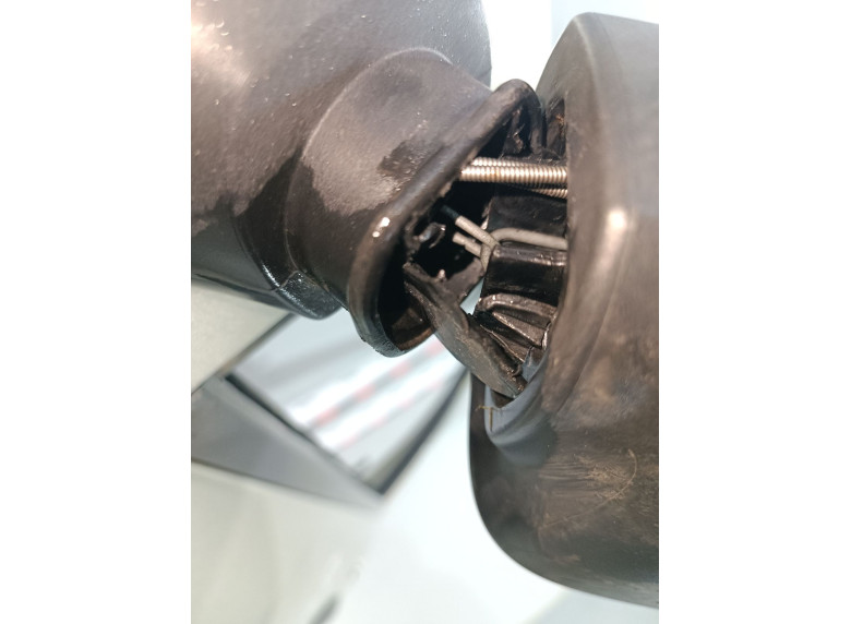 Зеркало наружное левое к Dacia Logan, 2009г.