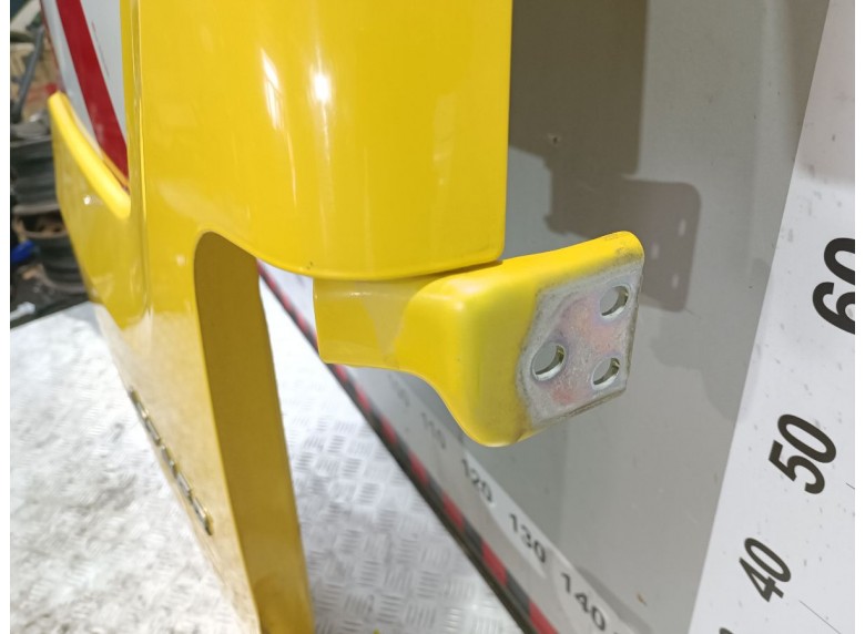 Петля двери задней правой к Peugeot Partner