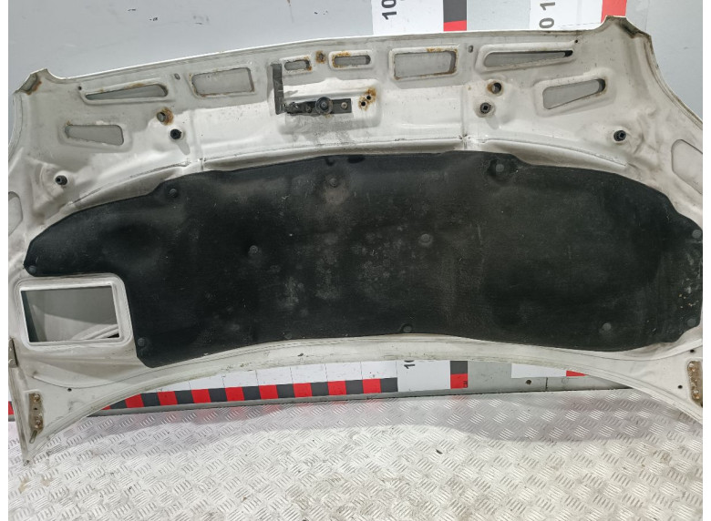 Шумоизоляция капота к Mercedes Sprinter, 2007г.