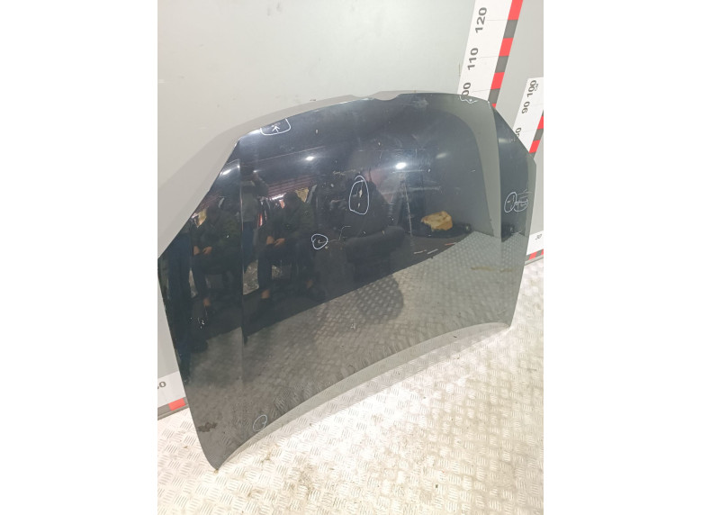 Капот к Volkswagen Golf, 2006г.