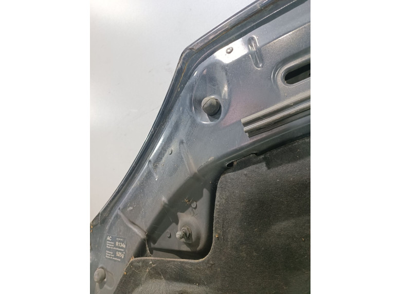 Капот к Volkswagen Golf, 2006г.