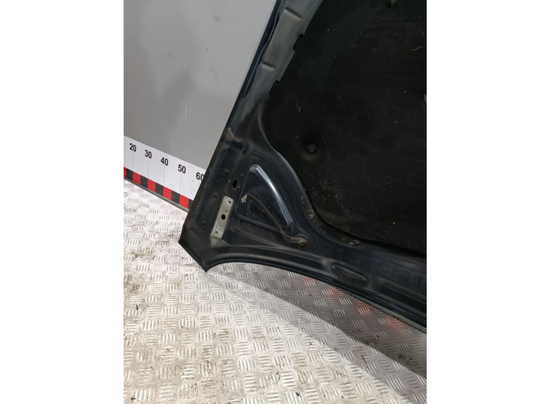 Капот к Volkswagen Passat, 2006г.