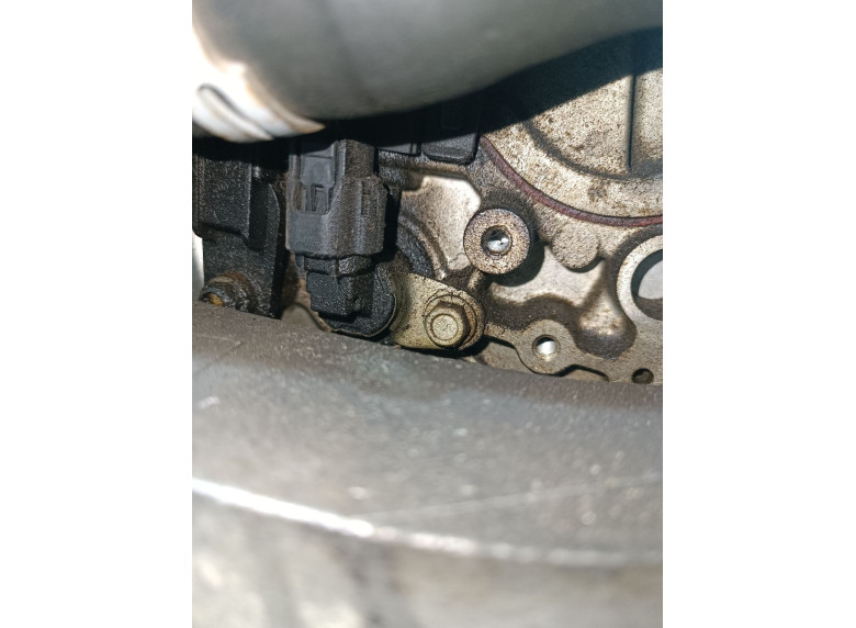 Клапан фазорегулятора к Saab 9-3