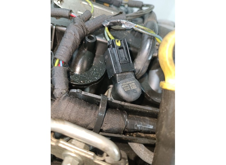 Форсунка к Peugeot 607