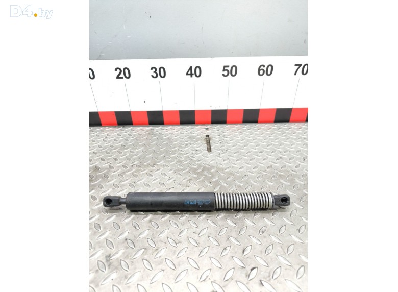 Амортизатор стекла багажника к BMW 5G30/G31 undefined г.