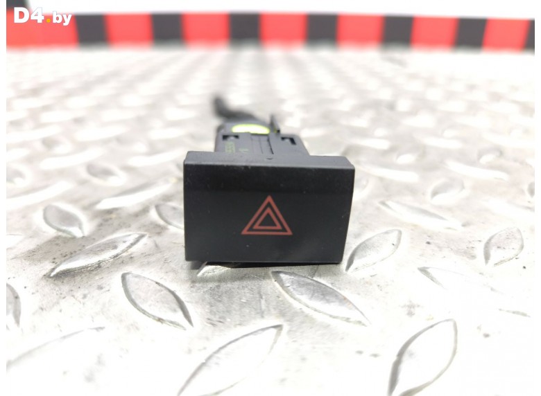 Кнопка аварийной сигнализации к Volkswagen Polo undefined г.