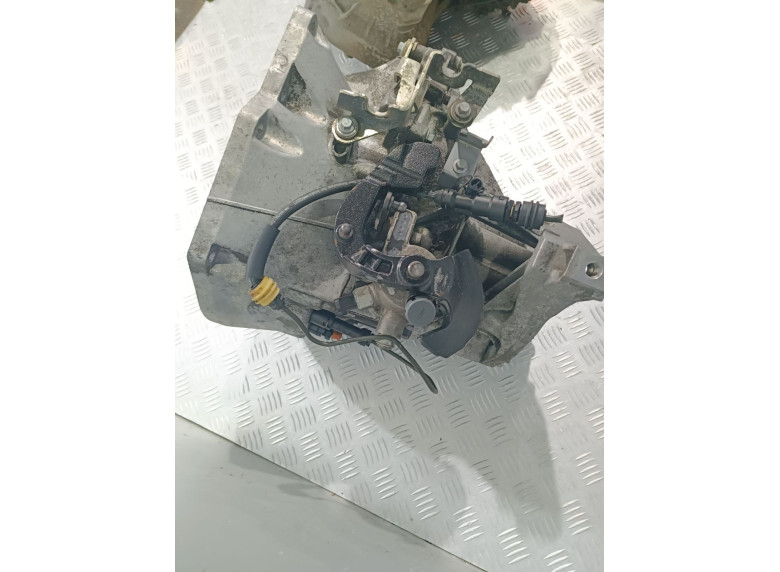 КПП механическая (МКПП) к Ford B-Max, 2014г.