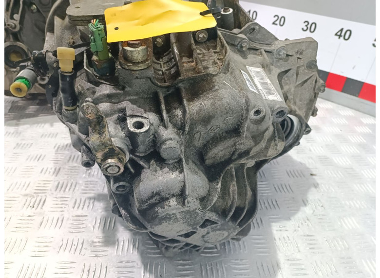 КПП механическая (МКПП) к Renault Espace, 2005г.