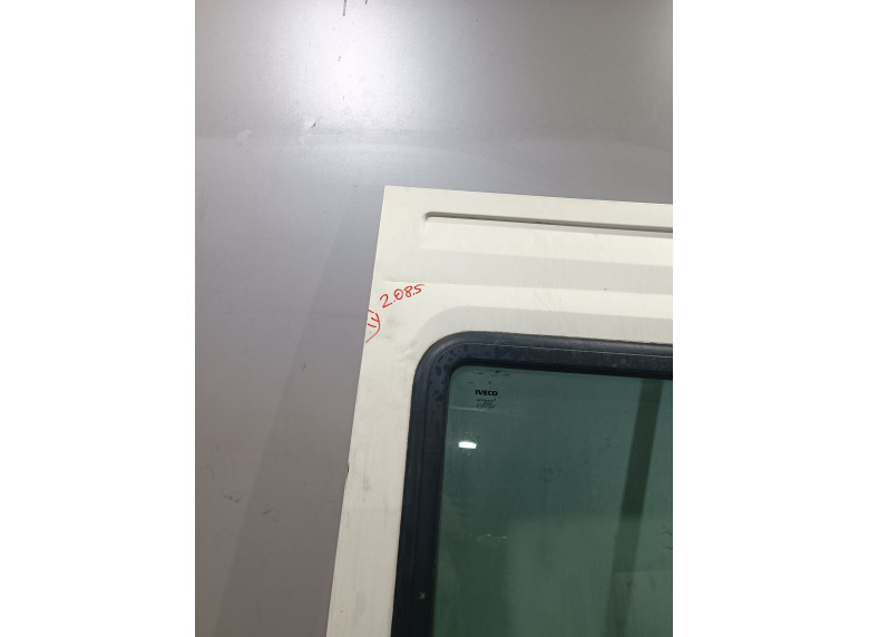 Дверь сдвижная правая к Iveco Daily, 2008г.