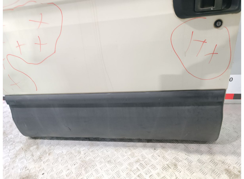 Дверь сдвижная правая к Iveco Daily, 2008г.