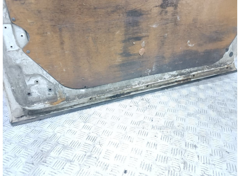 Дверь сдвижная правая к Iveco Daily, 2008г.