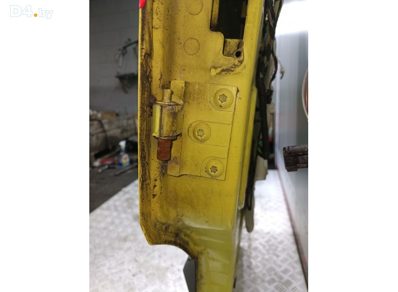 Петля двери передней правой к Mercedes Sprinter undefined г.