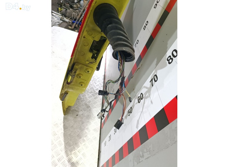 Проводка двери передней правой к Mercedes Sprinter undefined г.