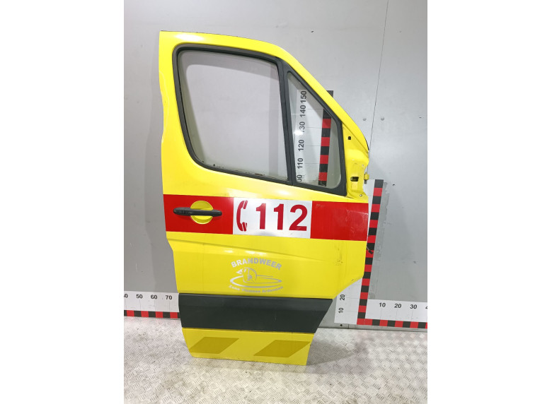 Дверь передняя правая к Mercedes Sprinter, 2006г.