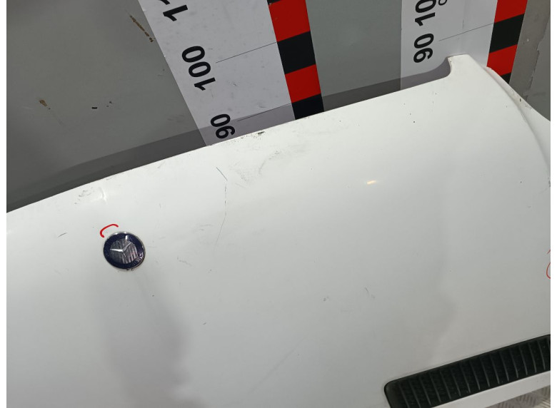 Капот к Mercedes Sprinter, 2006г.