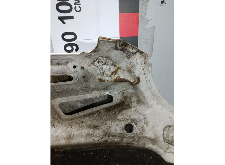 Капот к Mercedes Sprinter, 2006г.